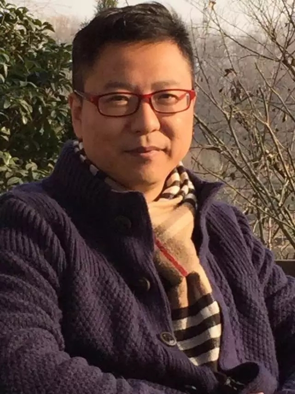 感恩的第一张照片--承德相亲服务中心
