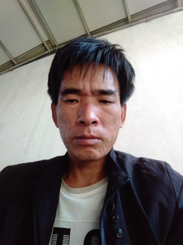 项斌的第一张照片--承德相亲服务中心