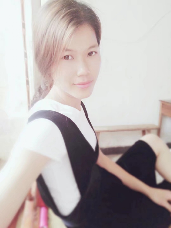 婷婷的第一张照片--承德相亲服务中心