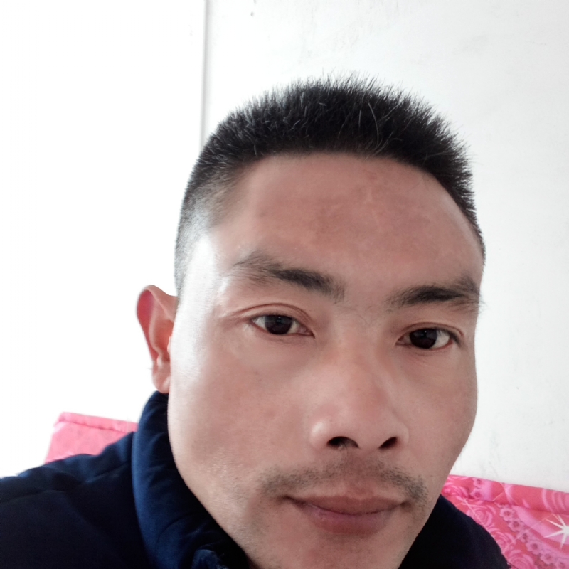 栋栋的第一张照片--承德相亲服务中心