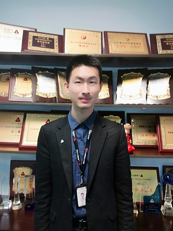 魔都青年的第一张照片--承德相亲服务中心