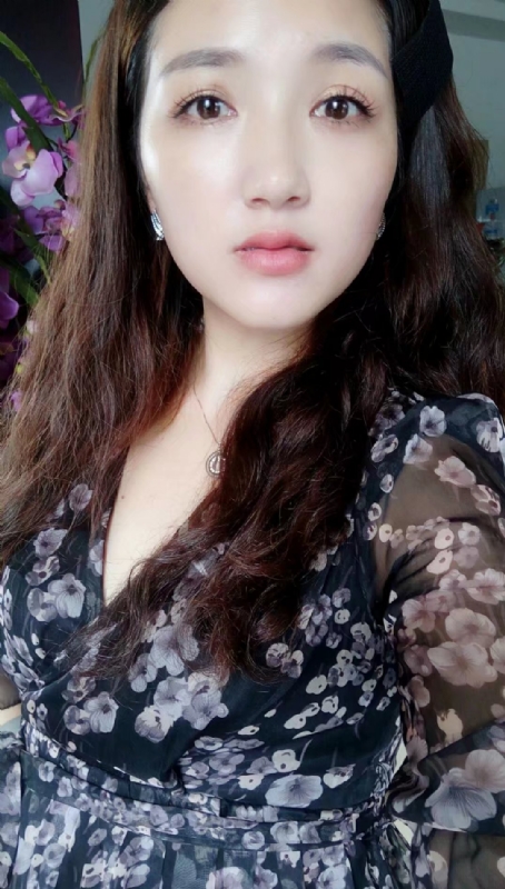 Jasmyn的第一张照片--承德相亲服务中心