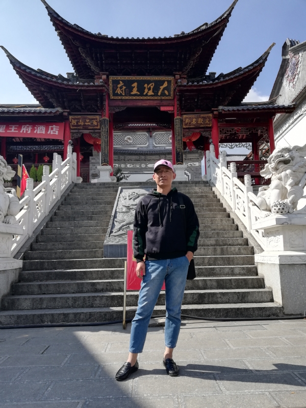 旧事离人的第一张照片--承德相亲服务中心