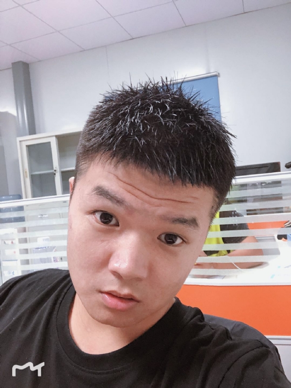 不忘初心的第一张照片--承德相亲服务中心