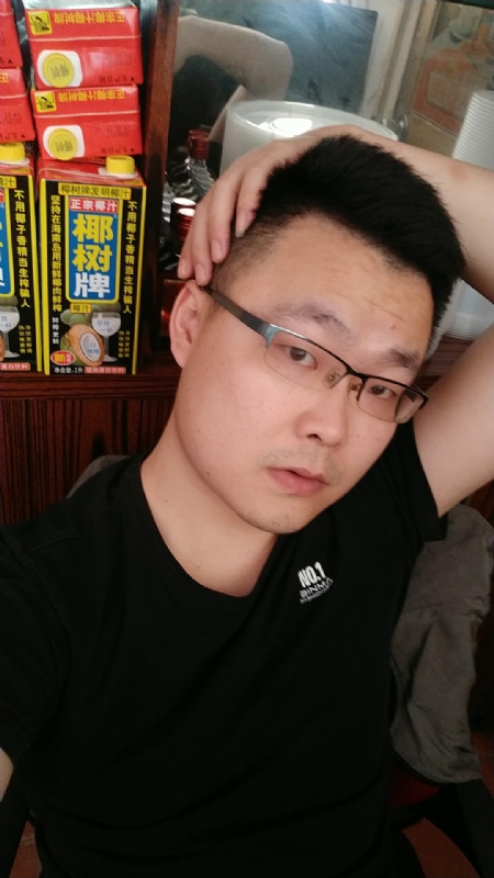 沉默的海的第二张照片--承德相亲服务中心
