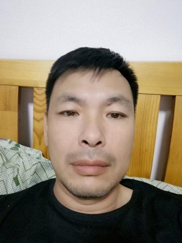 不爱当牛的第一张照片--承德相亲服务中心