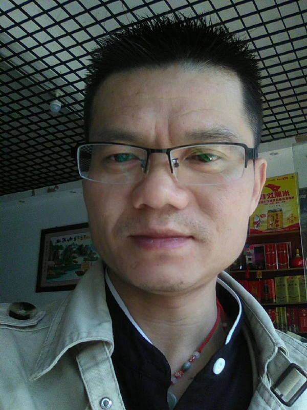 飘逸的第一张照片--承德相亲服务中心
