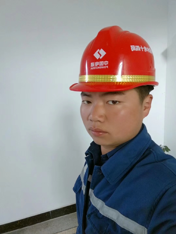 小公牛的第一张照片--承德相亲服务中心