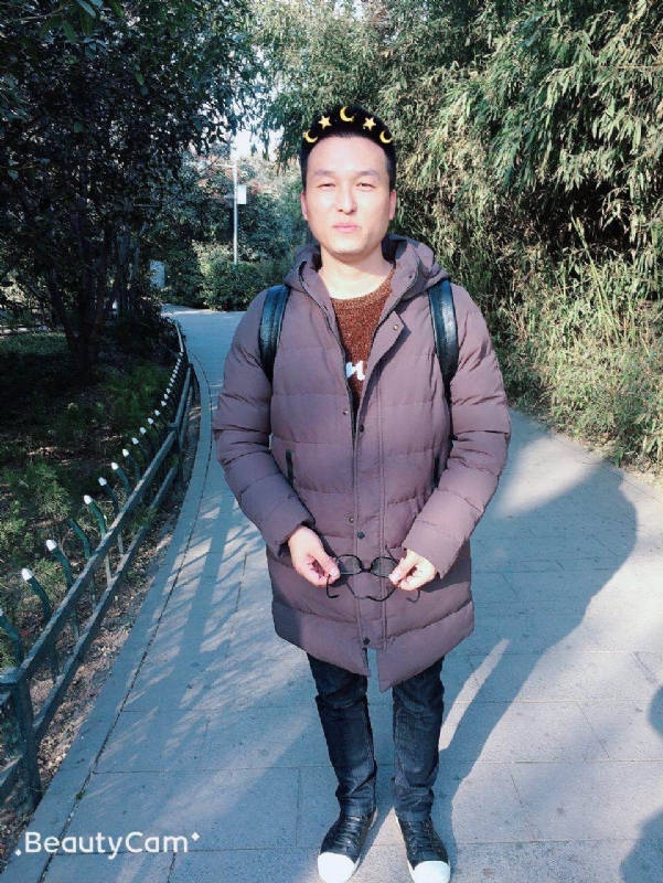 马儿的第一张照片--承德相亲服务中心