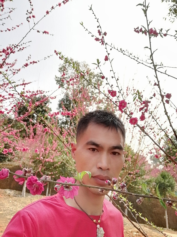 惜緣的第一张照片--承德相亲服务中心