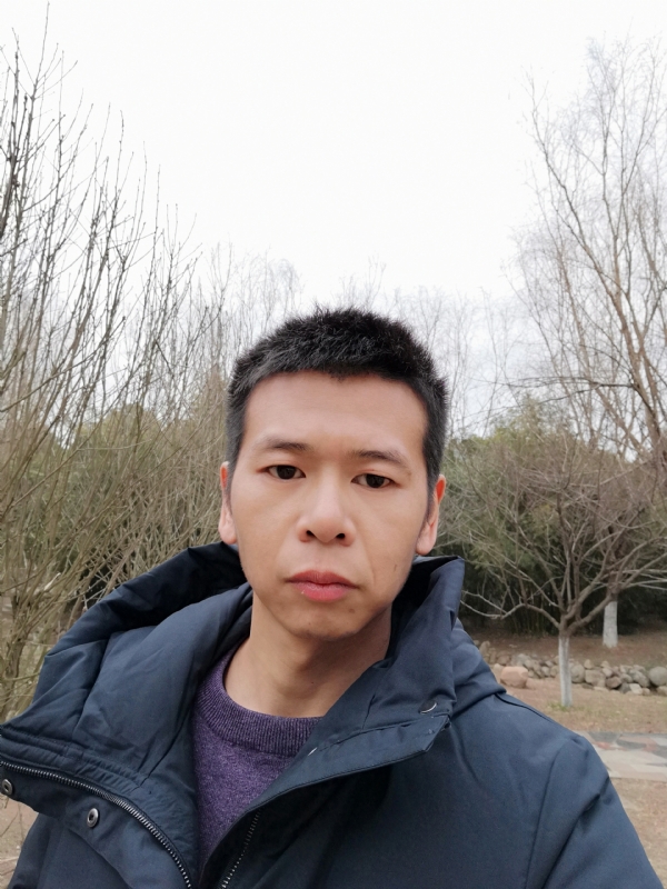 寞峰的第一张照片--承德相亲服务中心