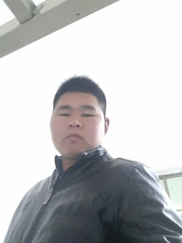 小哥的第一张照片--承德相亲服务中心