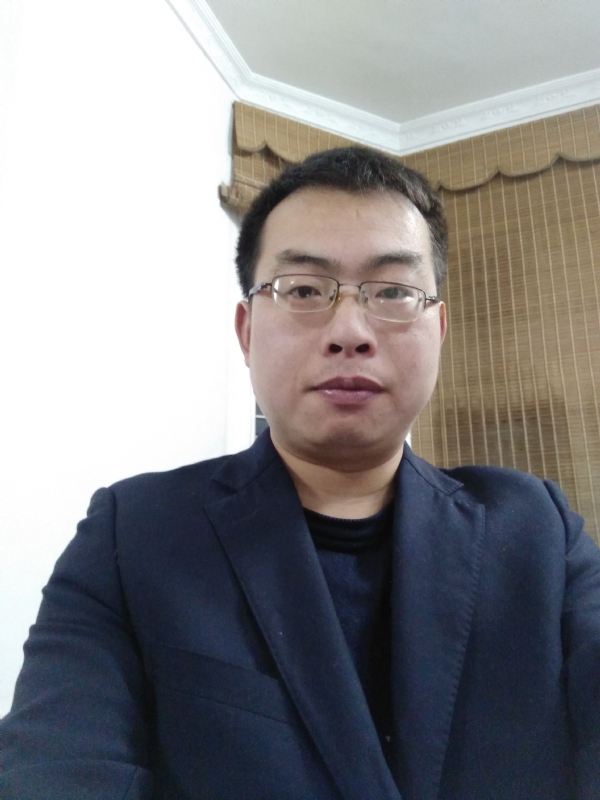 简单爱的第一张照片--承德相亲服务中心