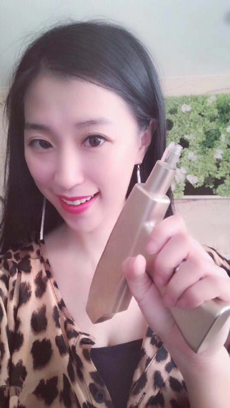 從開始到現在的第二张照片--承德相亲服务中心