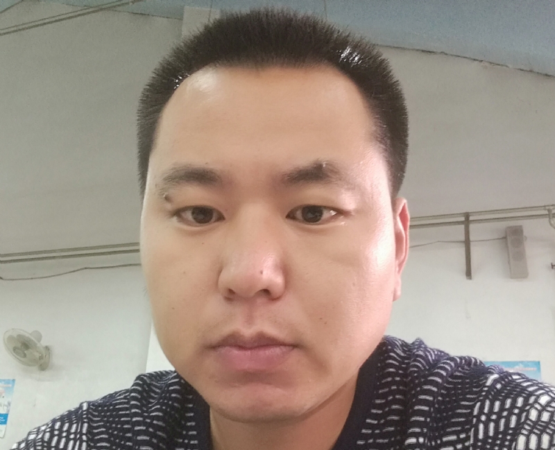 漂泊的第一张照片--承德相亲服务中心