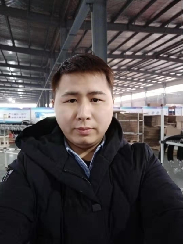 刀锋的第一张照片--承德相亲服务中心