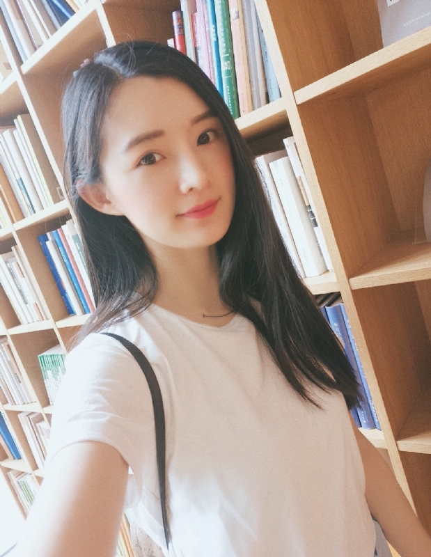 Dan婷的第二张照片--承德相亲服务中心