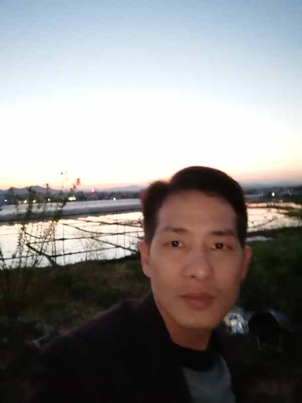 不忘初心的第一张照片--承德相亲服务中心