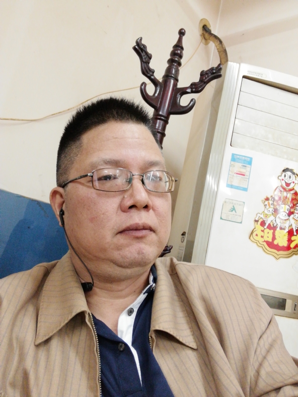 一个人的第一张照片--承德相亲服务中心