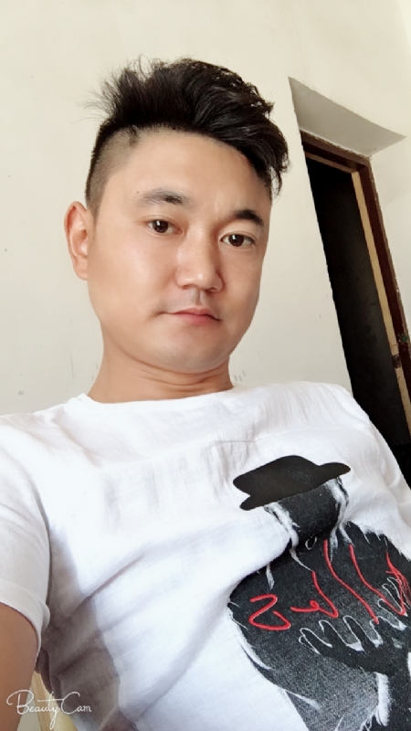 yang的第一张照片--承德相亲服务中心