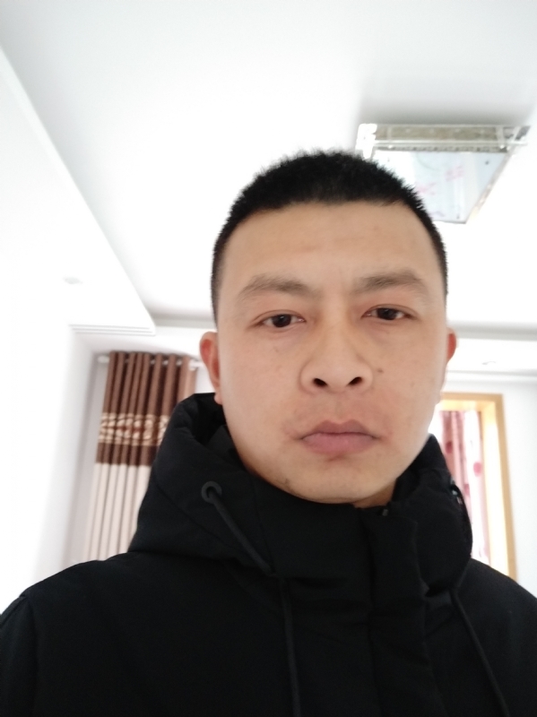 吴伟899的第一张照片--承德相亲服务中心