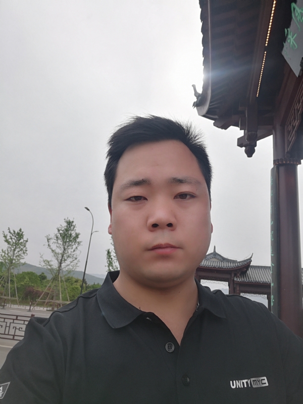 微笑的第一张照片--承德相亲服务中心