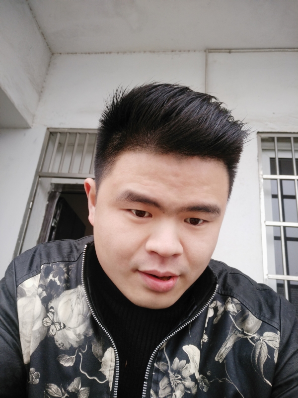 随遇而安的第一张照片--承德相亲服务中心