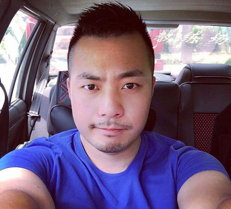 刘江平的第三张照片--承德相亲服务中心