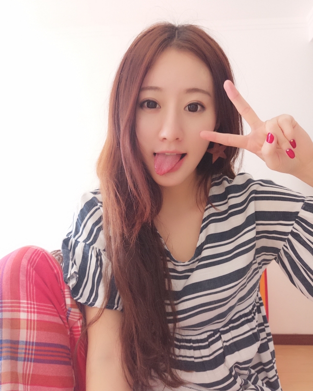 没有故事的女同学的第三张照片--承德相亲服务中心