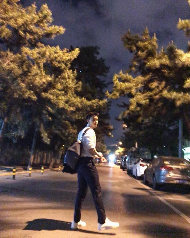 深海的第二张照片--承德相亲服务中心