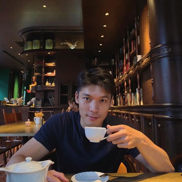 心若向阳的第一张照片--承德相亲服务中心