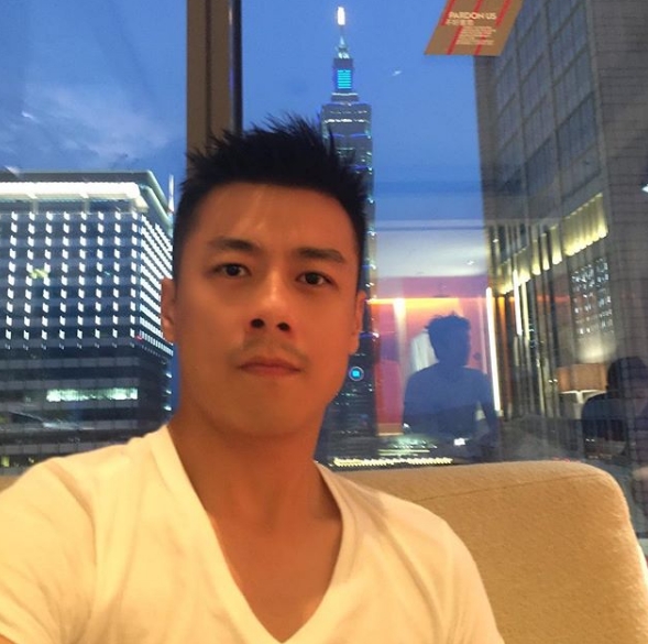 zhanglun的第一张照片--承德相亲服务中心
