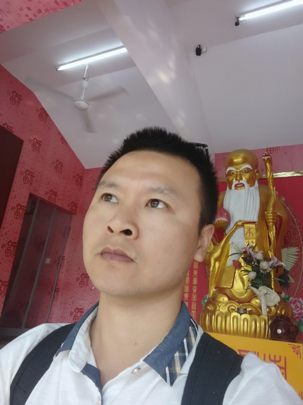 WAR的第一张照片--承德相亲服务中心