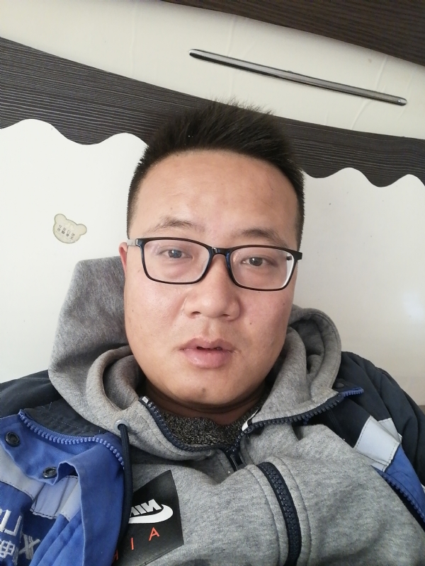 一个人一座城的第一张照片--承德相亲服务中心