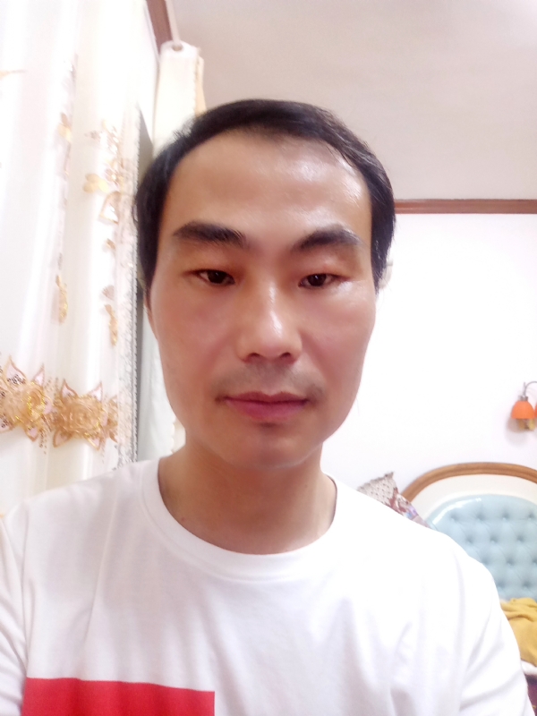 光明的第一张照片--承德相亲服务中心