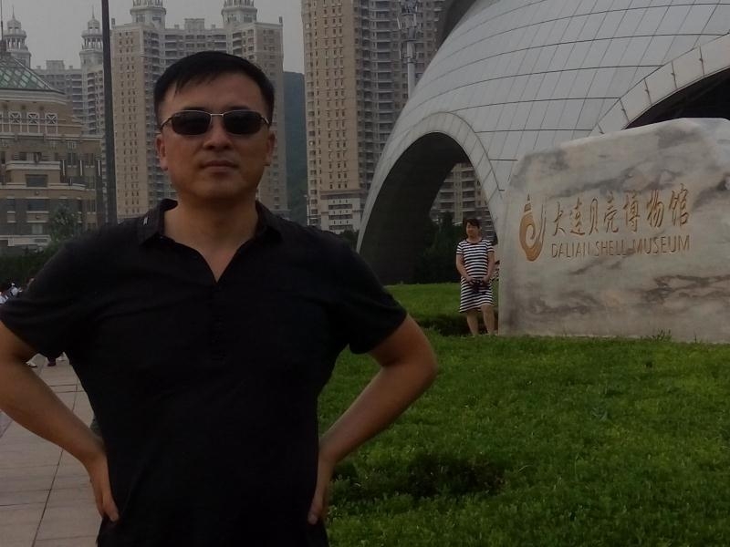 豁达的第一张照片--承德相亲服务中心