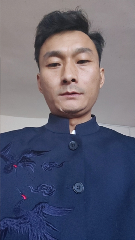 逆袭的小老鼠～龙long的第一张照片--承德相亲服务中心