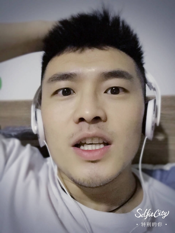 开心最好的第一张照片--承德相亲服务中心