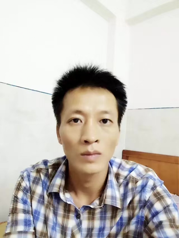 流年未亡的第一张照片--承德相亲服务中心