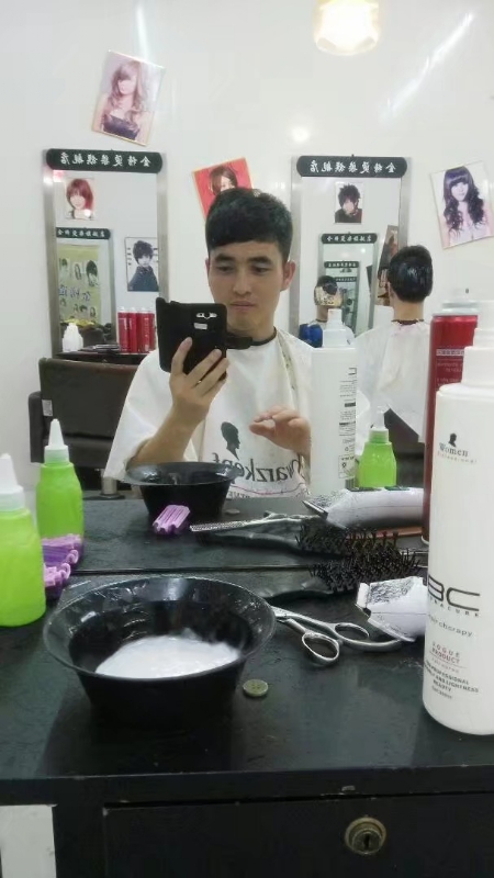 牛郎的第二张照片--承德相亲服务中心