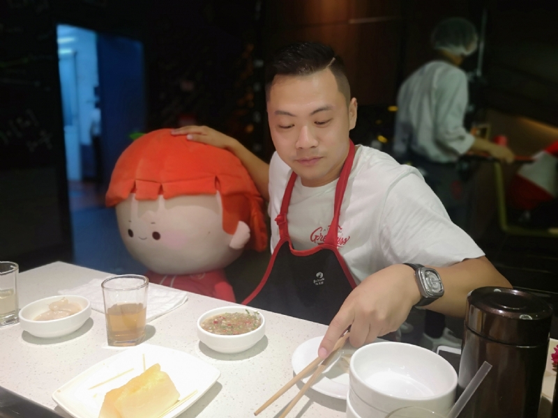 逆行的第一张照片--承德相亲服务中心