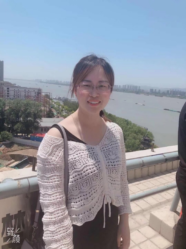 随缘的第一张照片--承德相亲服务中心