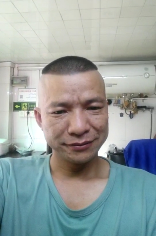 自创生涯的第一张照片--承德相亲服务中心