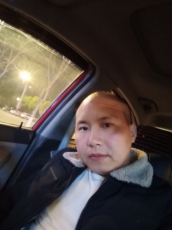 平平淡淡的第二张照片--承德相亲服务中心