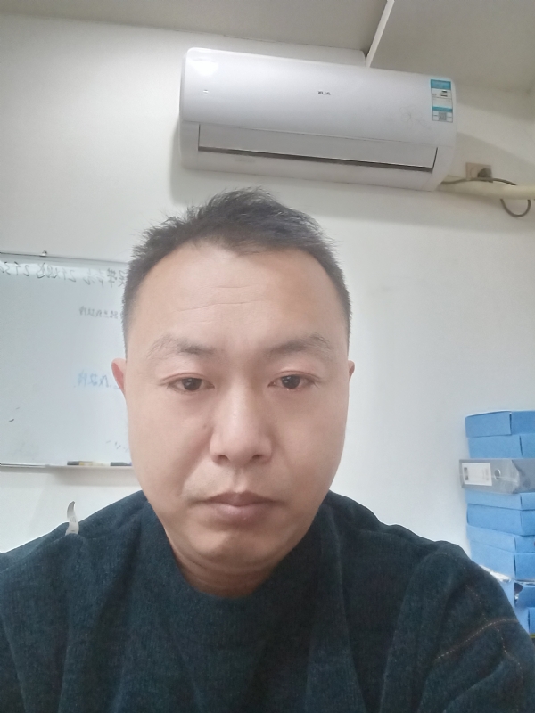 寻找另一半的第一张照片--承德相亲服务中心