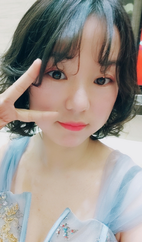 小c猫的第一张照片--承德相亲服务中心