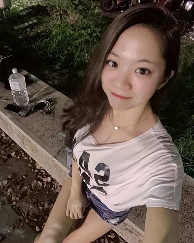 欣欣的第一张照片--承德相亲服务中心