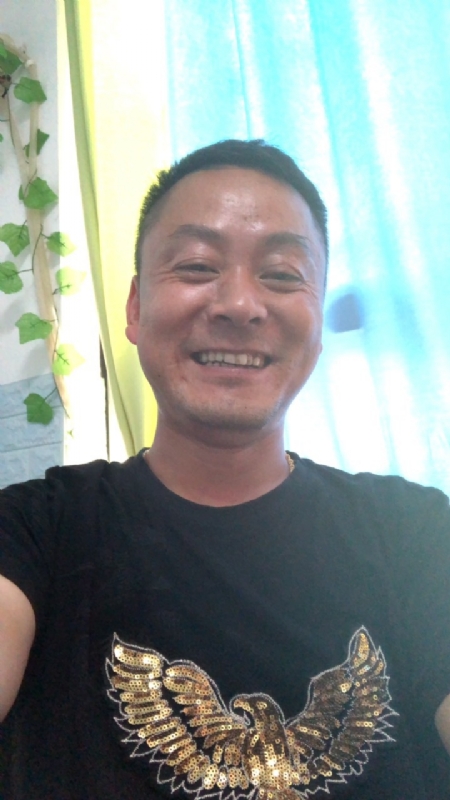 大海的第一张照片--承德相亲服务中心