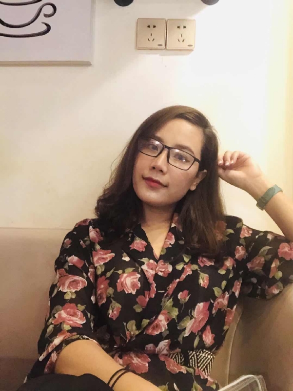 蝴蝶与蓝的第一张照片--承德相亲服务中心
