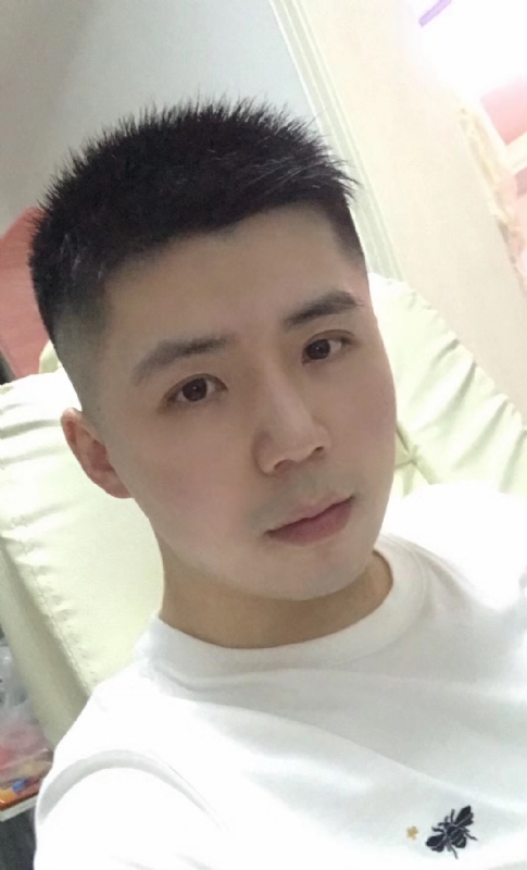 阿信的第一张照片--承德相亲服务中心